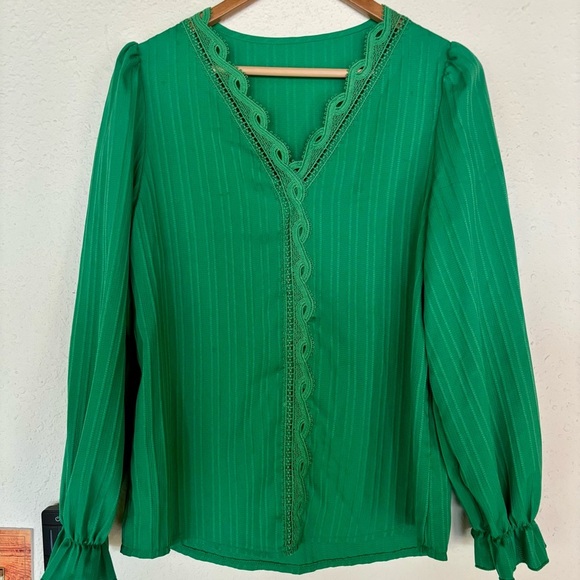 SHEIN Tops - SHEIN Emerald Green Lace Trim Blouse